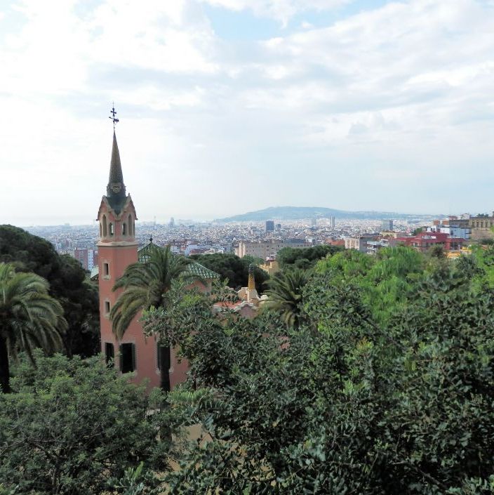Barcelona. Park Güell. I år 1984 blev parken udvalgt og optaget på UNESCOs Verdensarvliste.