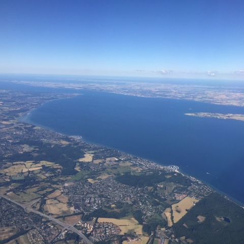 Øresund, Nivå bugt med øen Ven og Sverige.
