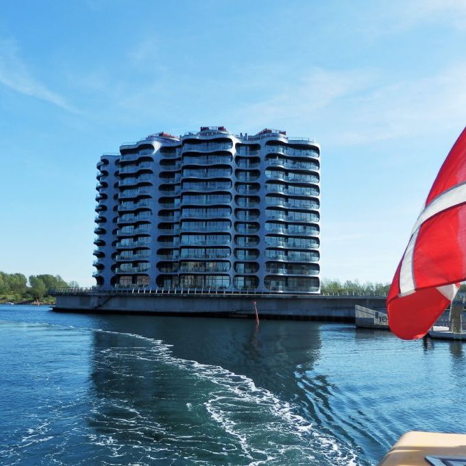 Metropolis Apartments ved Sluseholmen.