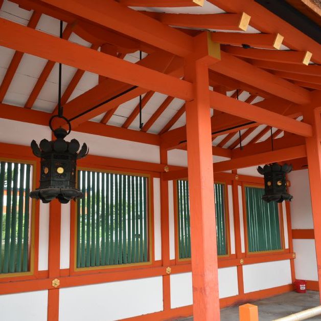Fushimi Inari helligdommen, Gonden