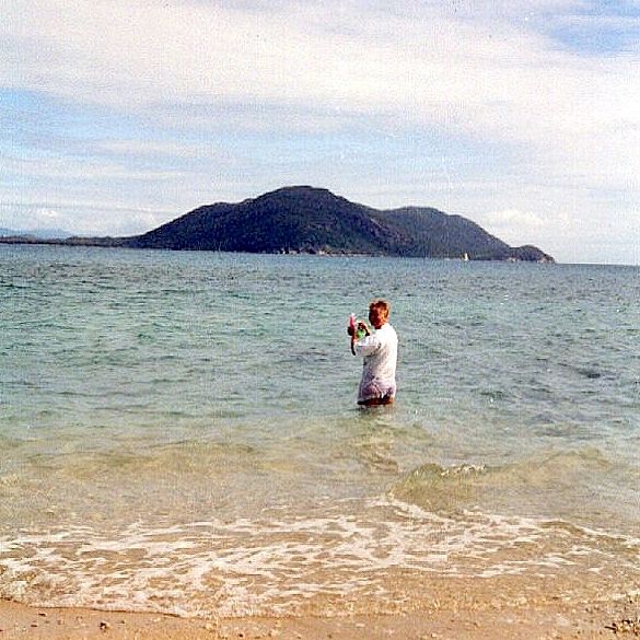 Cairns.
Fitzroy Island, GBReef.
Me snorkling.