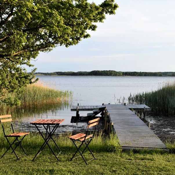 Jungshoved Præstegård.
Hyggeligt sted nede ved vandet.
