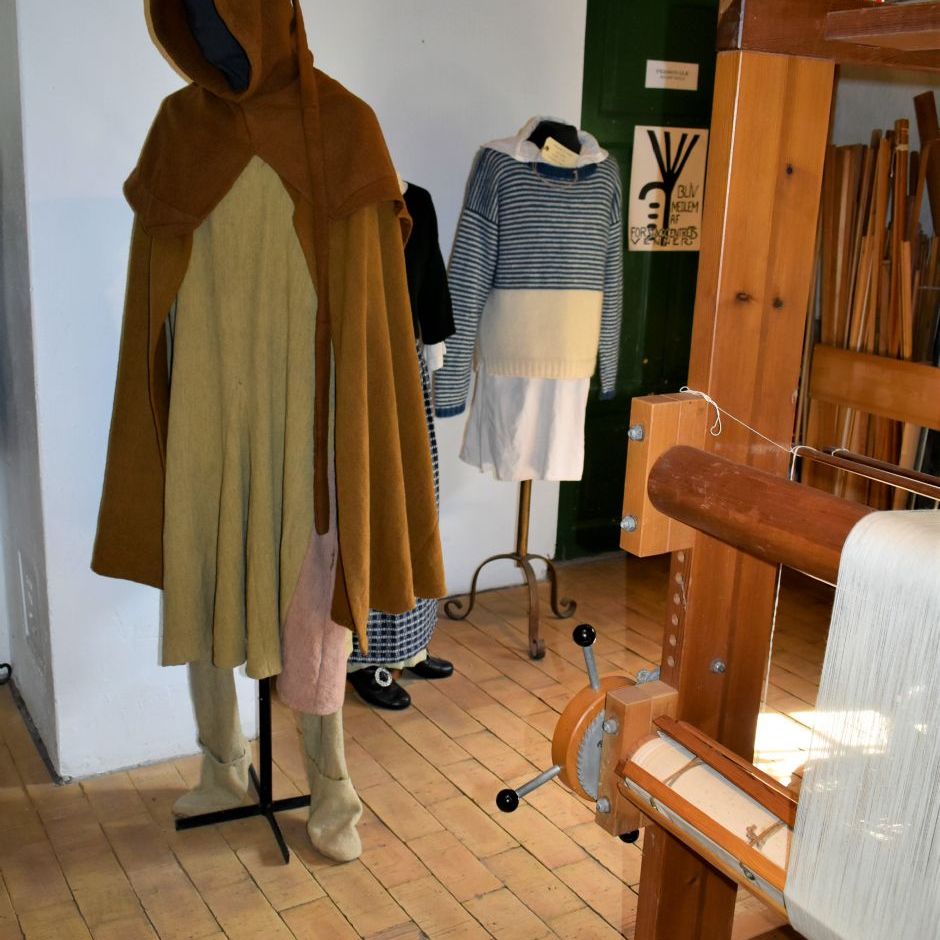 Sagnlandet Lejre.
Dragtværksted.
Textile Workshop