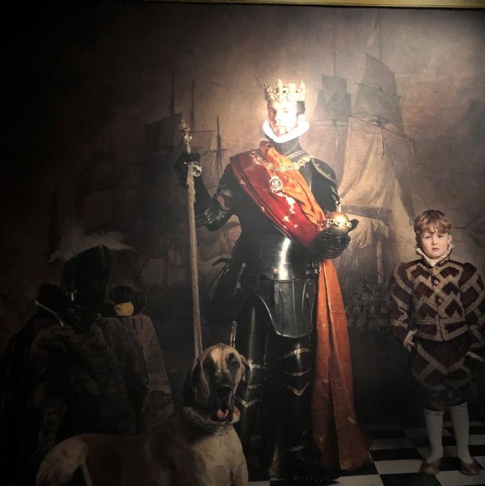 Frederik 2. regerede i Kronborgs storhedstid i slutningen af 1500-tallet. Han nød godt af Øresundstolden, som alle skibe, der sejlede igennem Øresund, skulle betale til kongen.