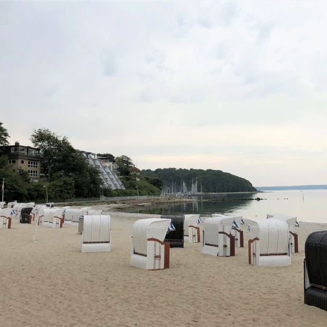 Sandvig Strand tæt ved Glücksburg Slot.