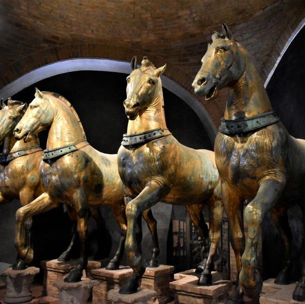 De oprindelige Byzantinske bronze heste. De kom i 1200-tallet som krigsbytte fra Konstantinopel til Venedig