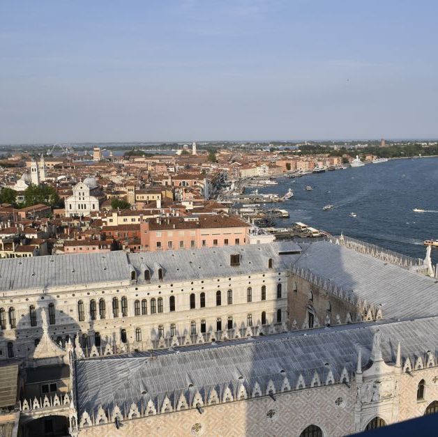 Udsigt fra Marcus tårnet ud over Venedig.